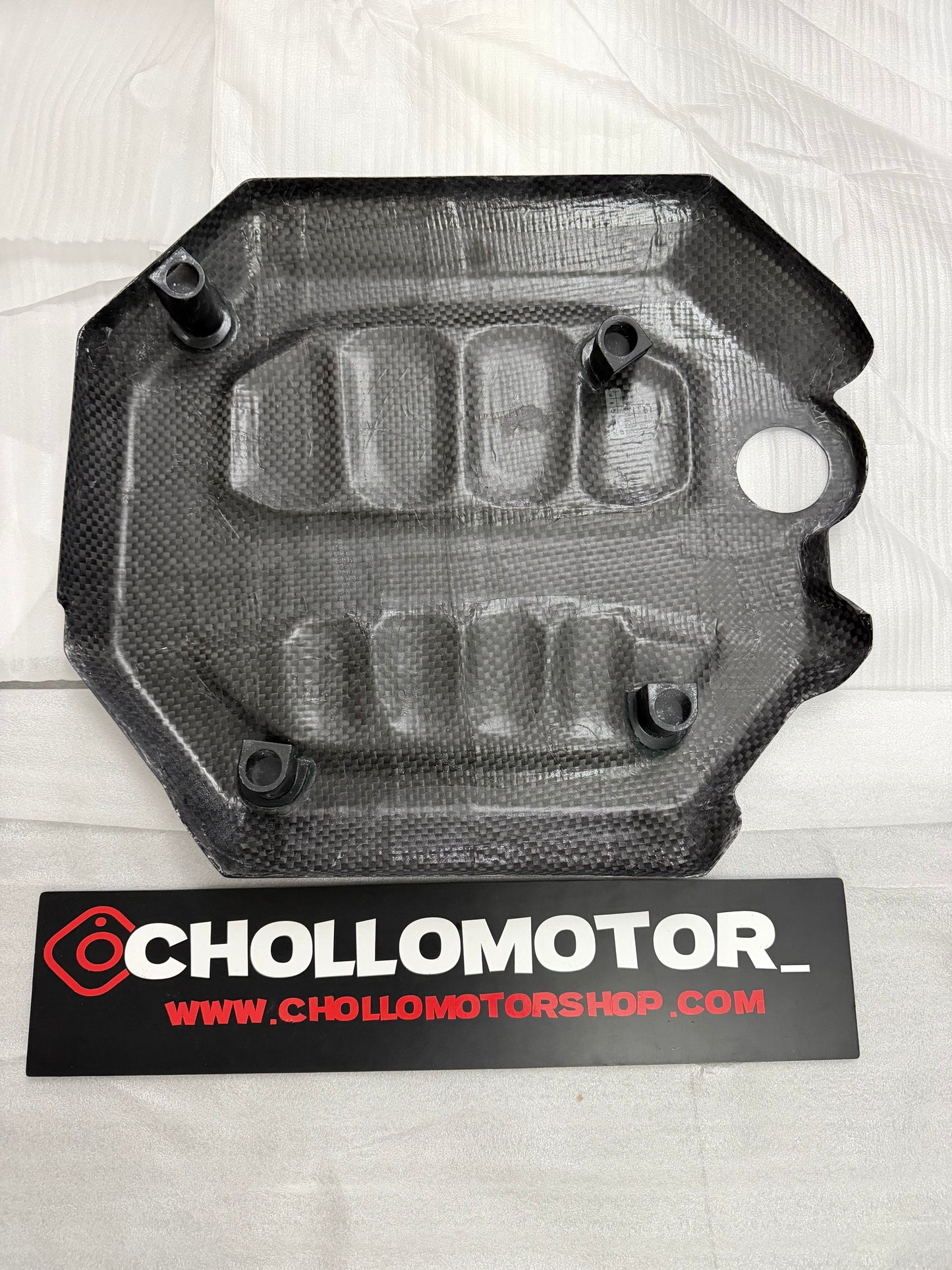 Tapa de motor de fibra de carbono APR para S3 8Y / Golf 8 GTI / Golf 8 R / Formentor EA888.4