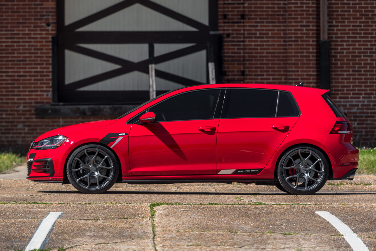 Llanta APR A01 Flow Formed 19 x 8.5 - 5x112 ET45 - Gunmetal