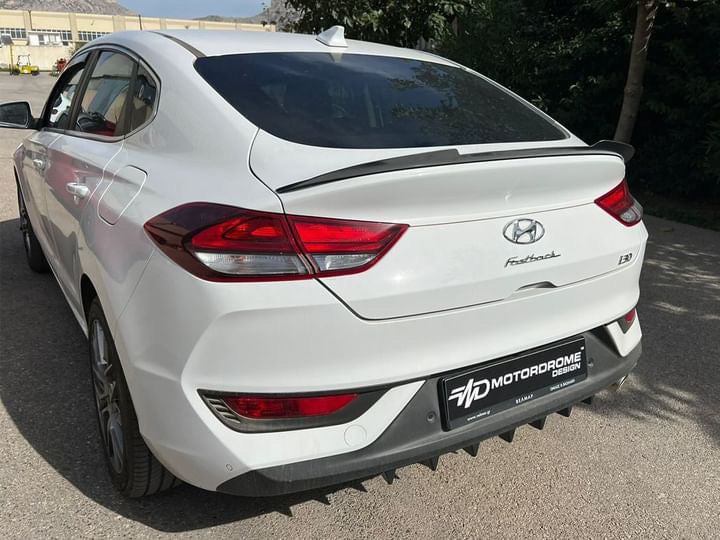 Aleron Motordrome Hyundai i30 Fastback 2016-