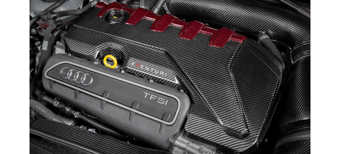 Tapa de motor carbono Eventuri Audi Rs3 8Y sportback/sedan