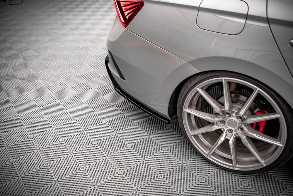 Añadido lateral difusor Maxton v3 Skoda Octavia RS Mk4 2020 -