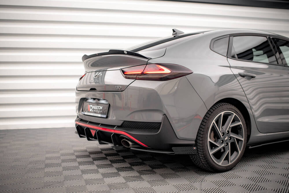 Añadido Difusor + flaps Maxton Hyundai i30 Nline fastback