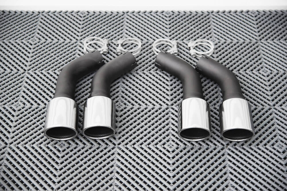 Difusor maxton v3 + Colas de escape reales Cupra Formentor