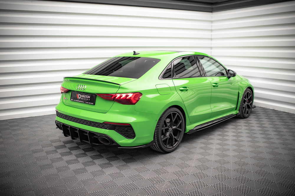 Añadido lateral Difusor Maxton Pro Audi RS3 8Y Sedan 2020-
