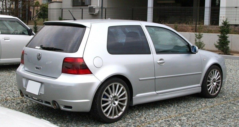 Taloneras Maxton VW Golf IV 3 puertas standard 1997-2003