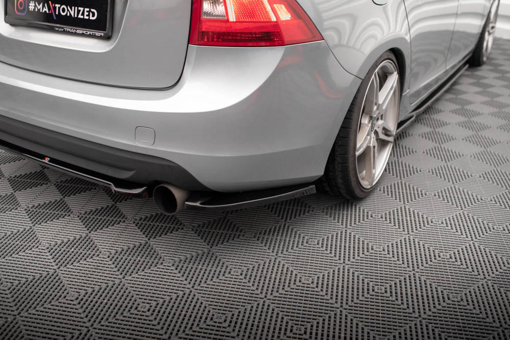 Añadido lateral difusor Maxton Volvo S60 2010/2014