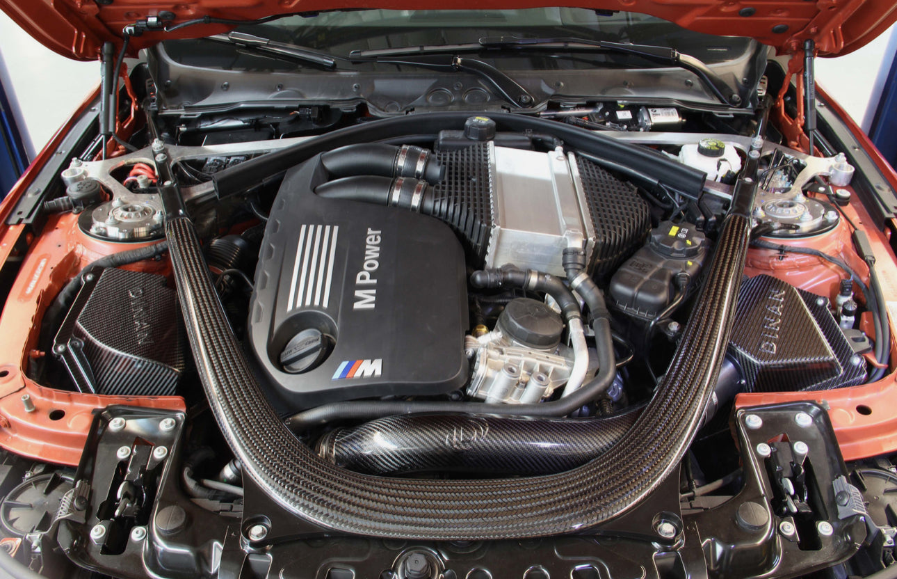 Admision de carbono Dinan para BMW M3 F80 / M4 F8x / M2C S55