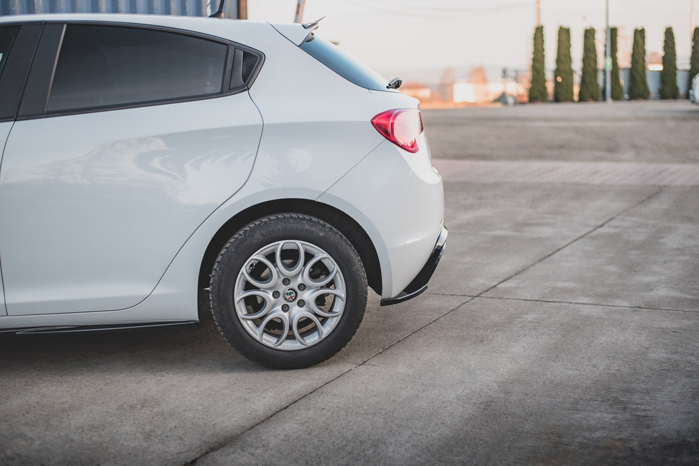 Añadido lateral Difusor Maxton ALFA ROMEO Giulietta 2010/20
