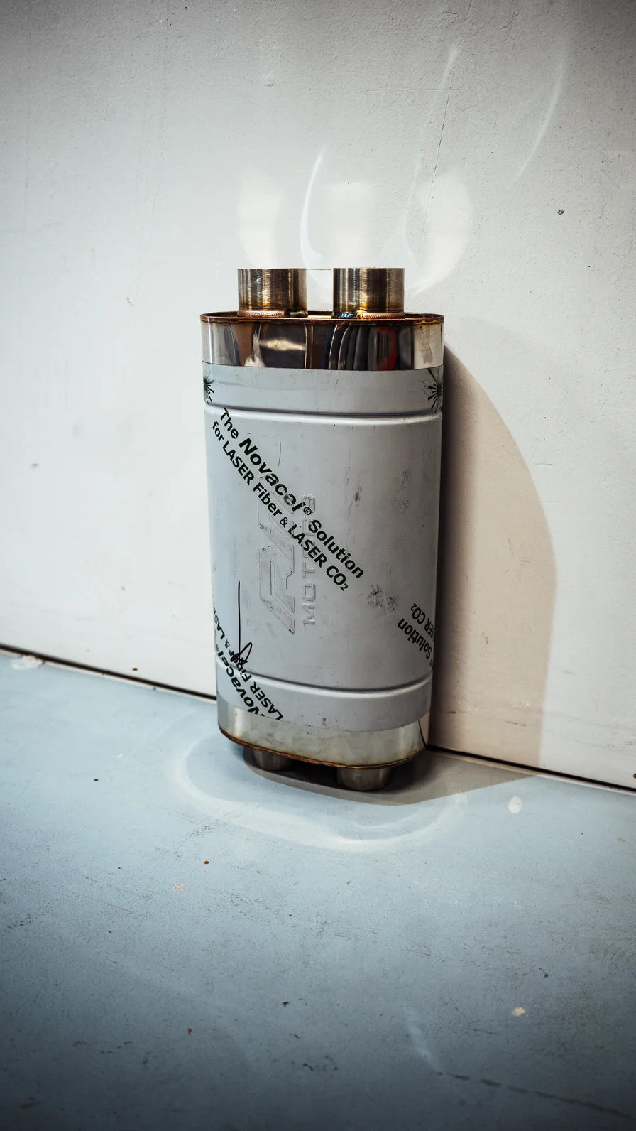 Silenciador Ovalado con embossing V5