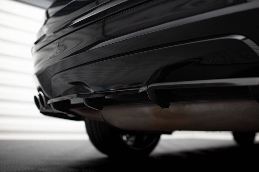 Añadido difusor Maxton BMW X4 F26 Pack M 2014/18