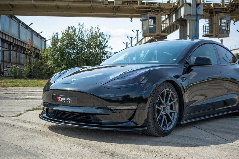 Lip Maxton Tesla Model 3 2017 - 2023