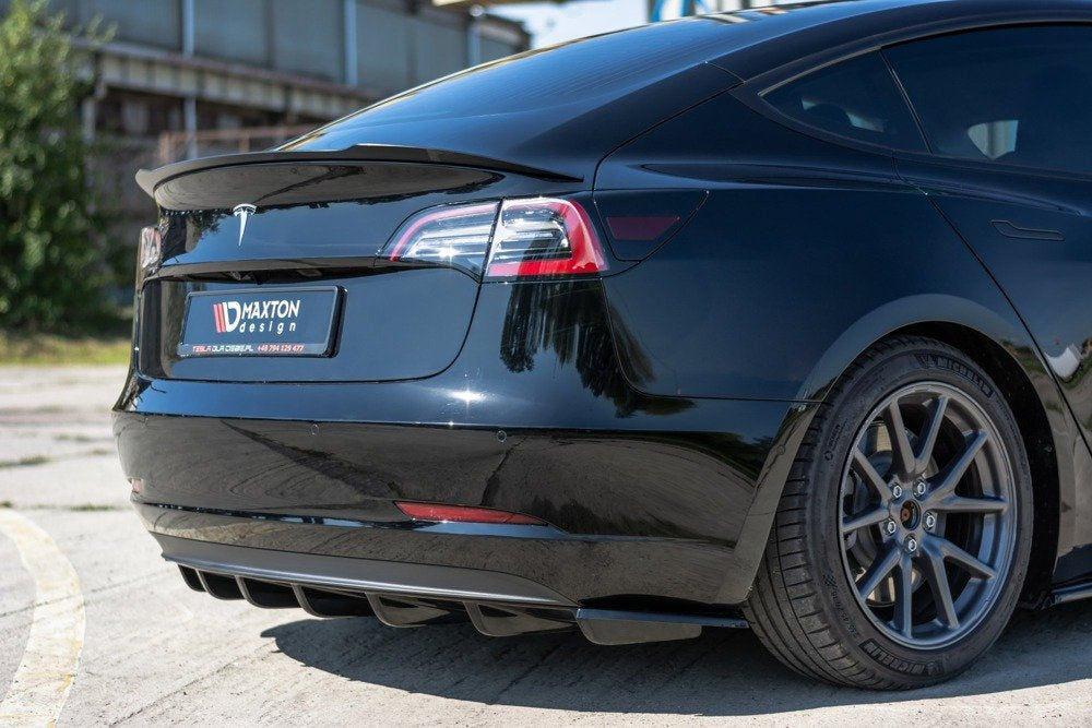 Añadido Difusor Maxton V1 Tesla Model 3 2017 - 2023