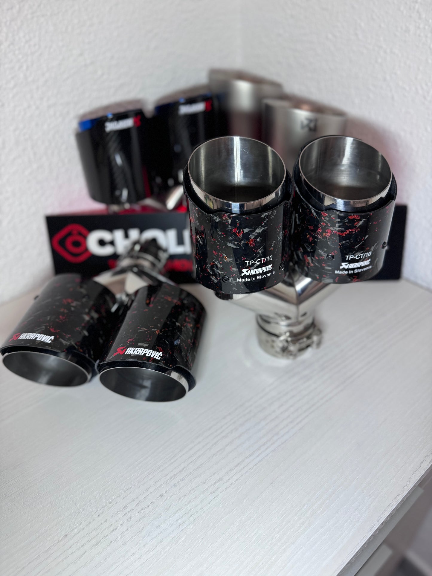 Colas escape dobles Carbono Forjado Rojo