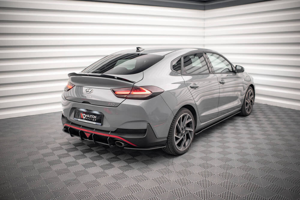 Añadido Difusor Maxton Hyundai i30 Nline fastback