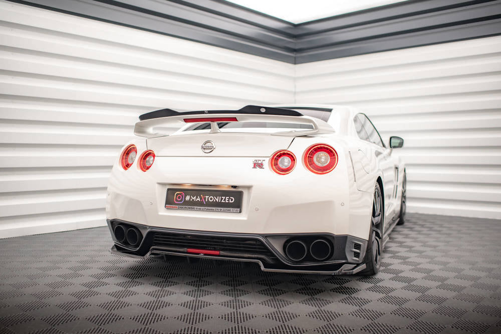 Añadido difusor maxton Nissan Gtr R35 2011/16
