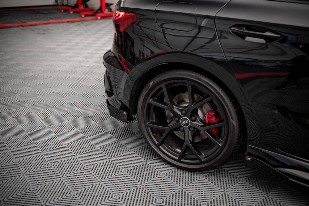 Añadido lateral Difusor Maxton Pro Audi RS3 8Y Sportback 2020-
