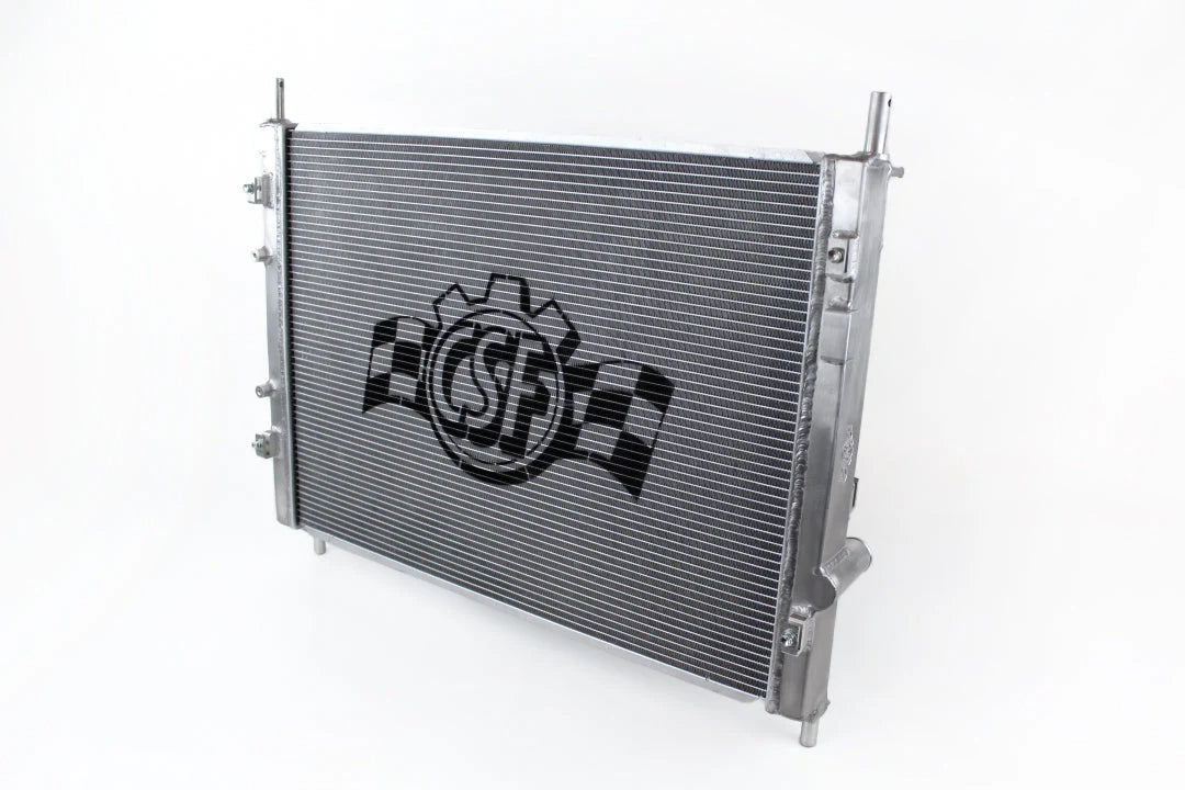 Radiador de aluminio CSF Race para Mustang S550 V8 5.0 GT (2015-21)