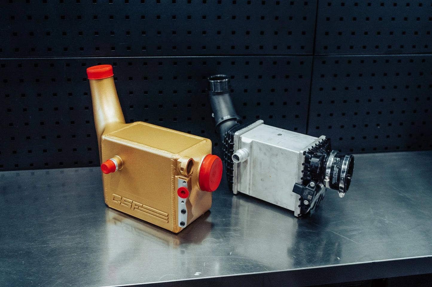 Intercoolers CSF Race para BMW M5 G9x