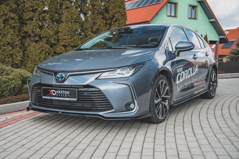 Lip maxton Toyota Corolla XII Sedan 2019 - 2023