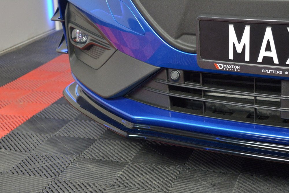 Lip Maxton V4 Ford Focus mk4 ST / ST LINE