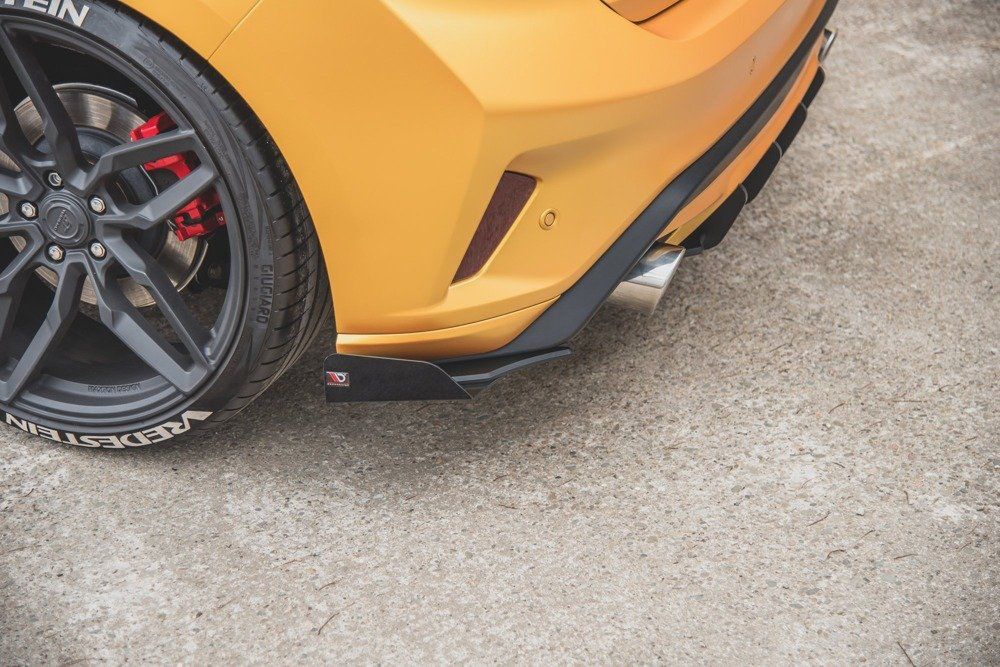 Añadido lateral difusor Racing + flaps Maxton Ford Focus MK4 ST