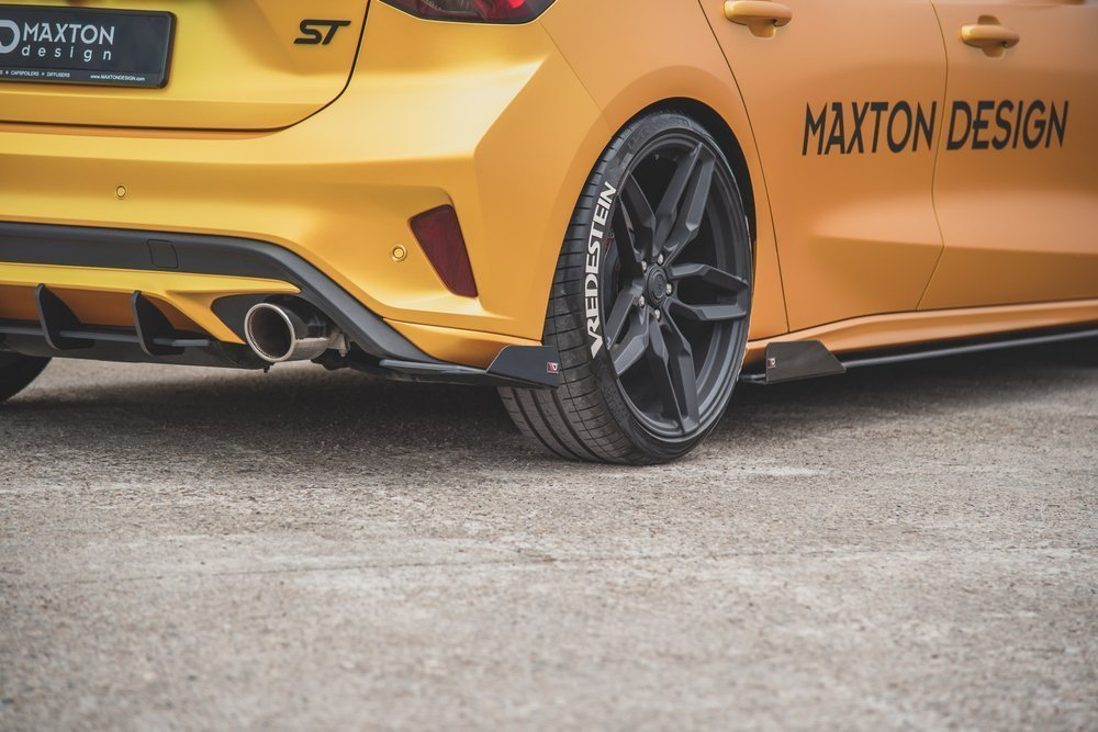 Añadido lateral difusor Racing + flaps Maxton Ford Focus MK4 ST