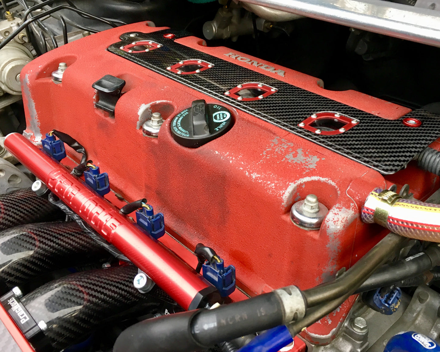 Tapa de bobinas de encendido en carbono PracWorks para Honda Civic Type R EP3 / FN2 K20