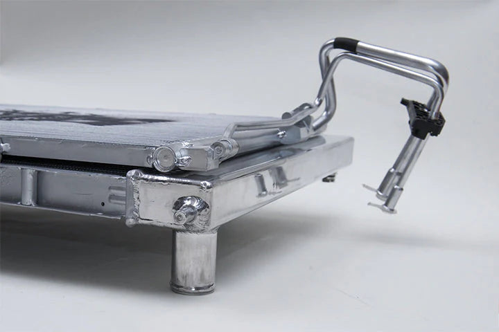 Radiador de aluminio CSF Race para Nissan 370Z (Manual)