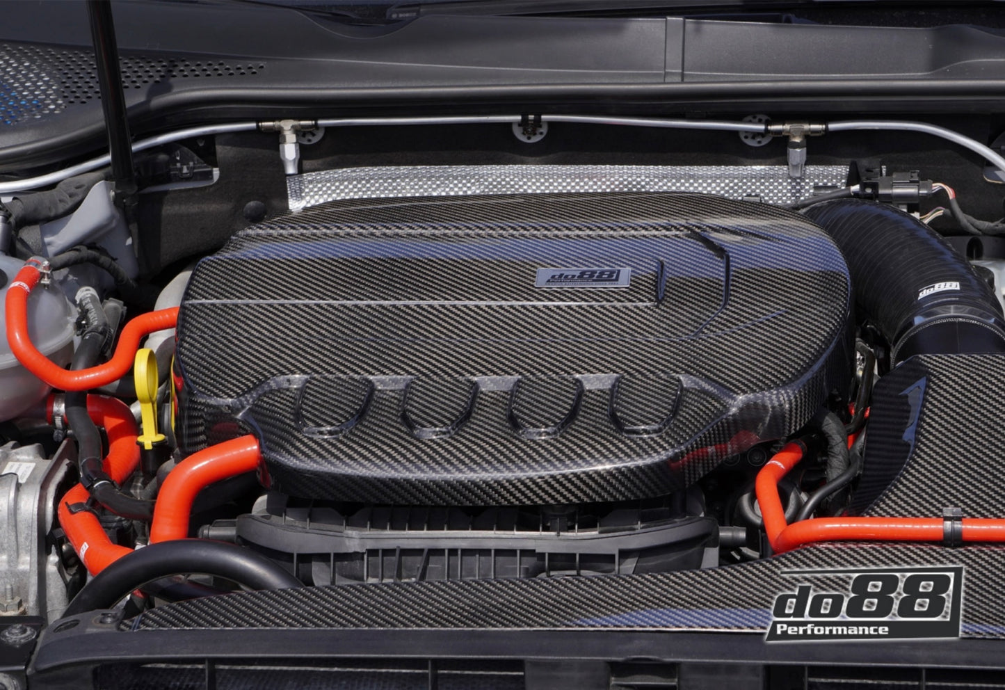 Tapa motor de carbono Golf mk7/mk7.5 GTI / GTI CS / GTI TCR / R  2.0Tsi