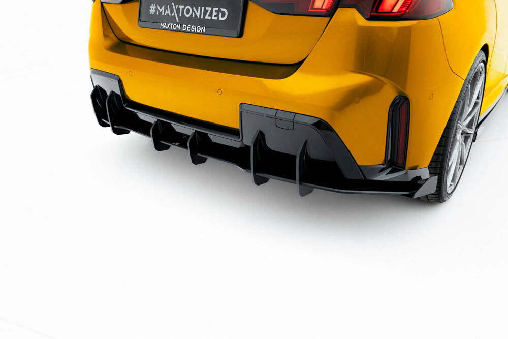 Añadido Difusor Maxton Pro + flaps Bmw Serie 1 M-Pack F70 2024 -
