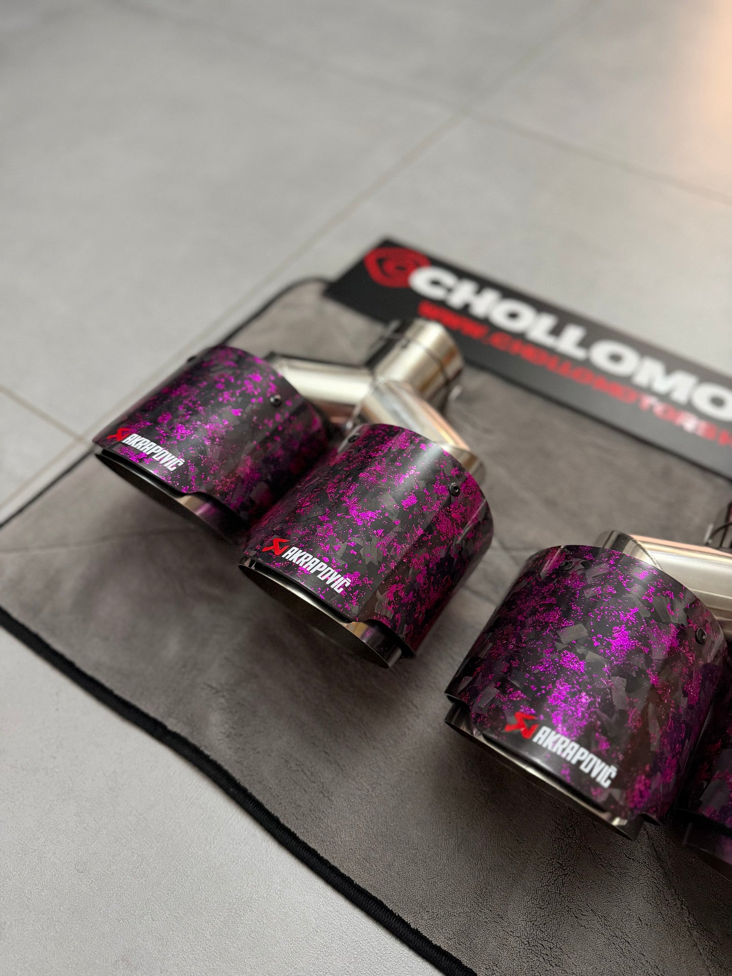 Colas escape dobles Carbono Forjado Morado