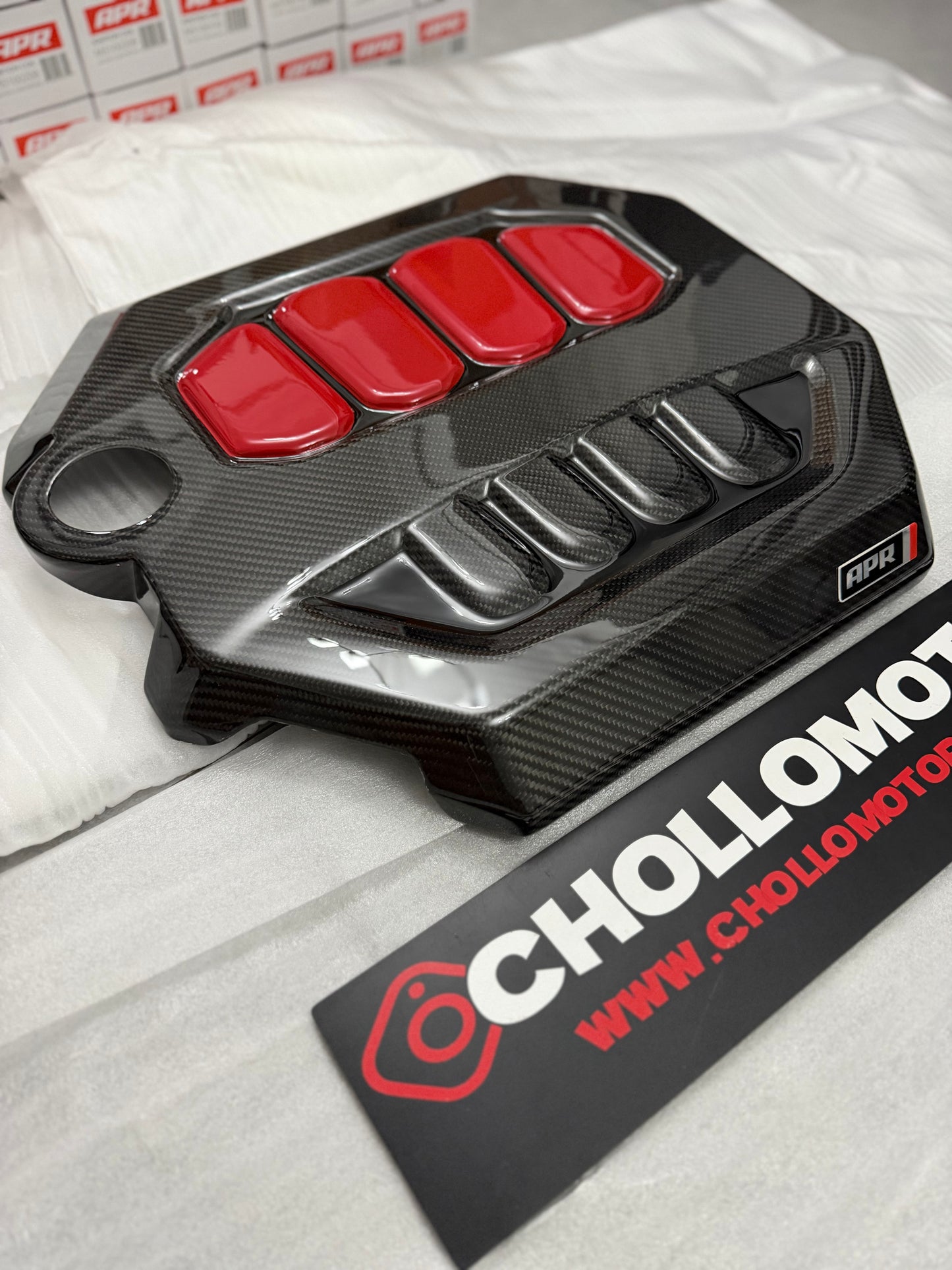Tapa de motor de fibra de carbono APR para S3 8Y / Golf 8 GTI / Golf 8 R / Formentor EA888.4