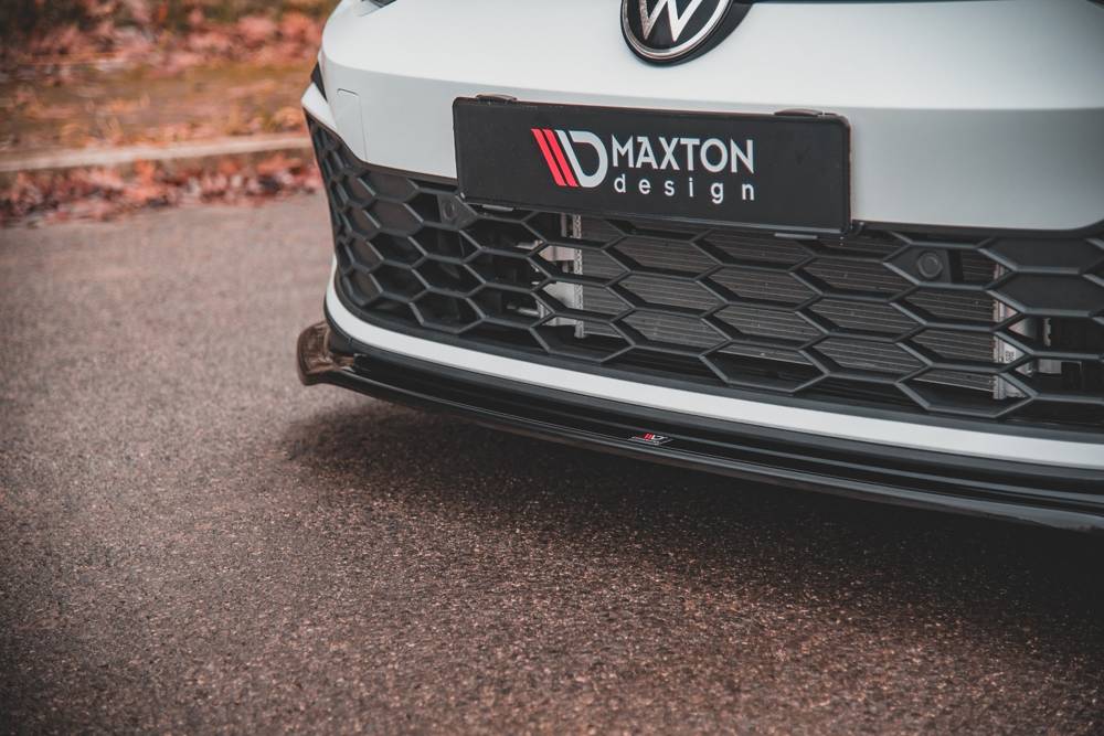 Lip Maxton V4 Golf mk8 RLINE