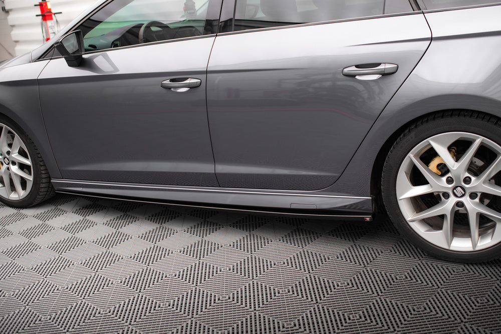 Añadido Taloneras kit aero Maxton V5 Seat león Mk3 todos