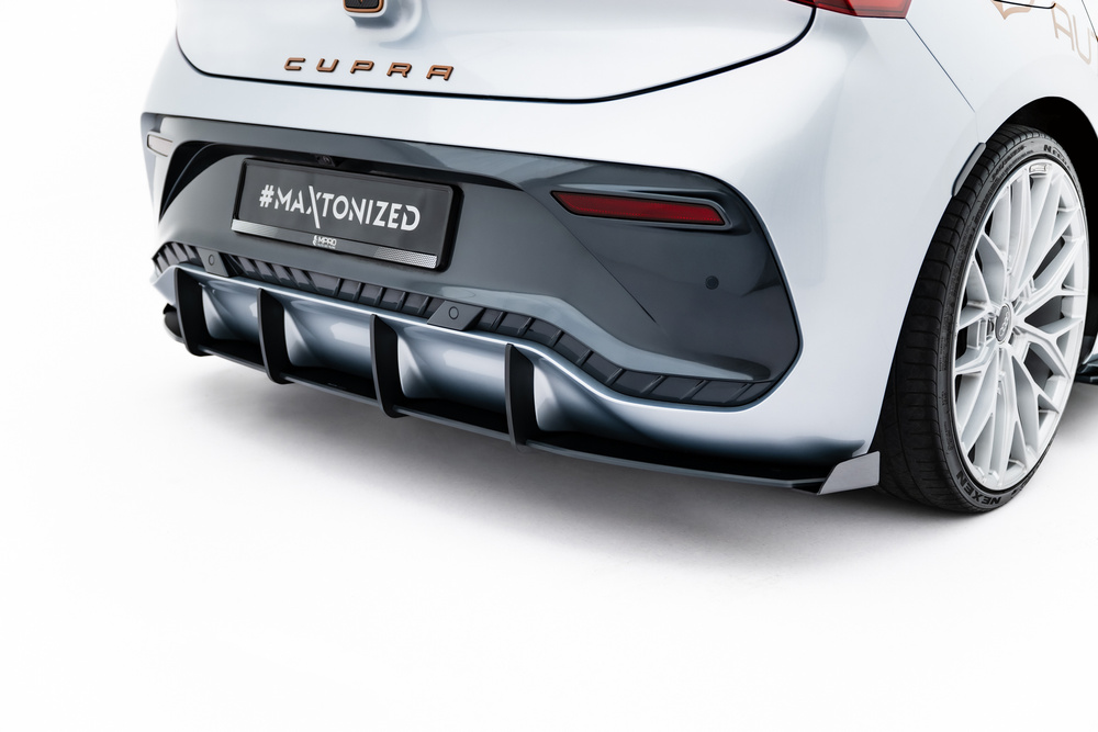 Difusor Maxton Pro + flaps Cupra Born 2021-