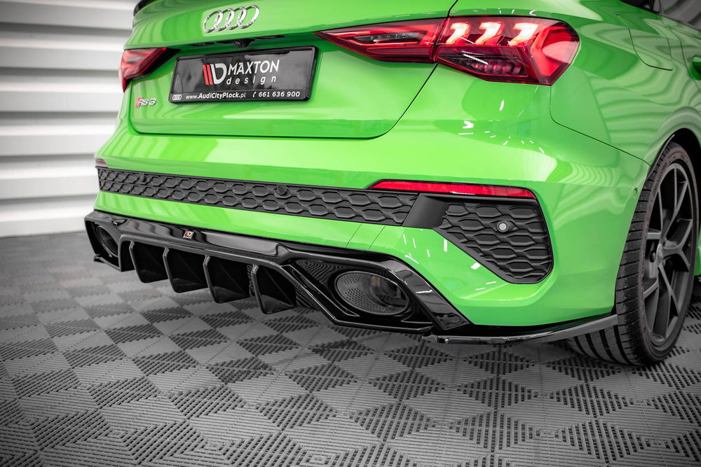 Añadido lateral Difusor Maxton Audi RS3 8Y Sedan 2020/24