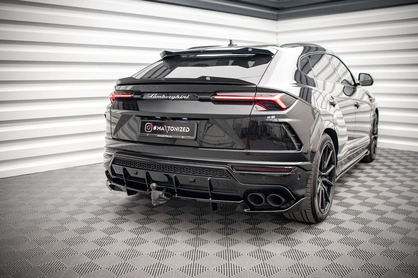 Difusor trasero Maxton Lamborghini Urus 2018/24