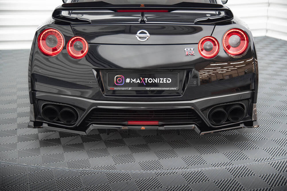 Añadido difusor maxton Nissan Gtr R35 2016/2022