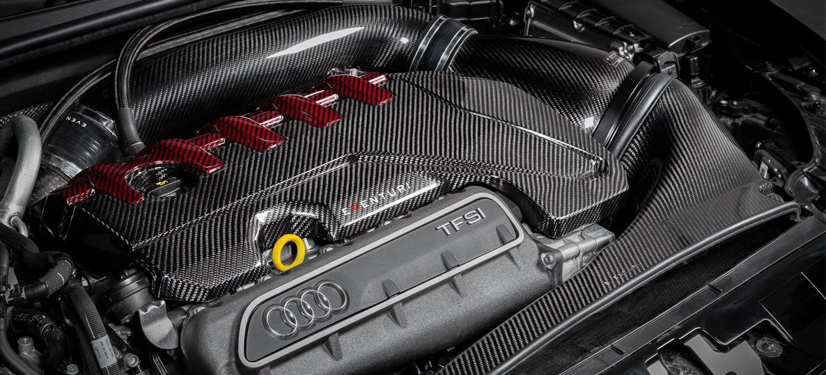 Tapa de motor carbono Eventuri Audi Rs3 8Y sportback/sedan