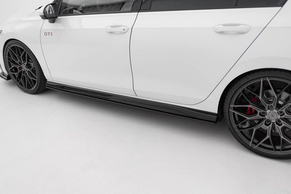 Taloneras Maxton Pro V2 Golf Mk8 GTI / GTE / GTI Clubsport / GTD / R-Line  2020-