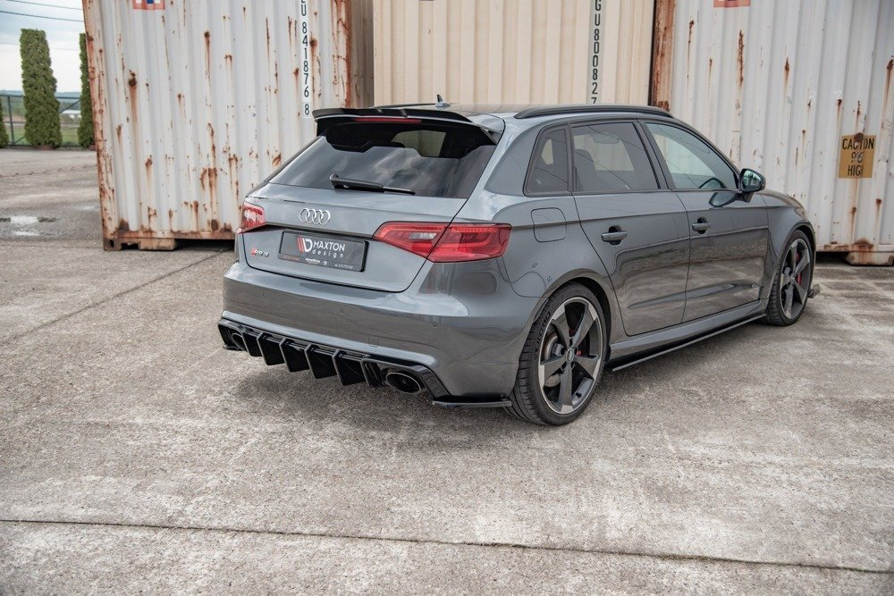 Añadido lateral difusor Maxton V2 Audi RS3 8V Sportback 2015/16