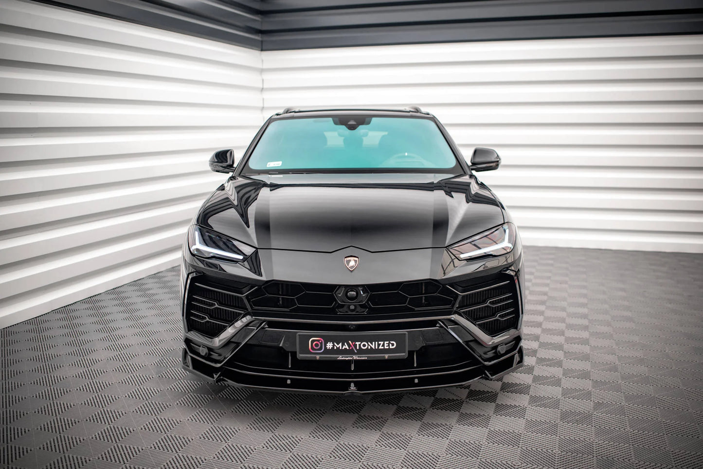Lip Maxton V1 Lamborghini Urus 2018/24