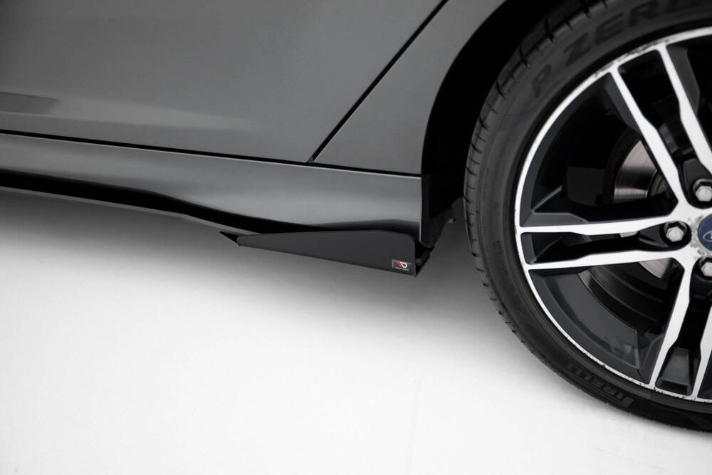 Taloneras Maxton Racing + Flaps Ford Focus ST Mk3 2015/18