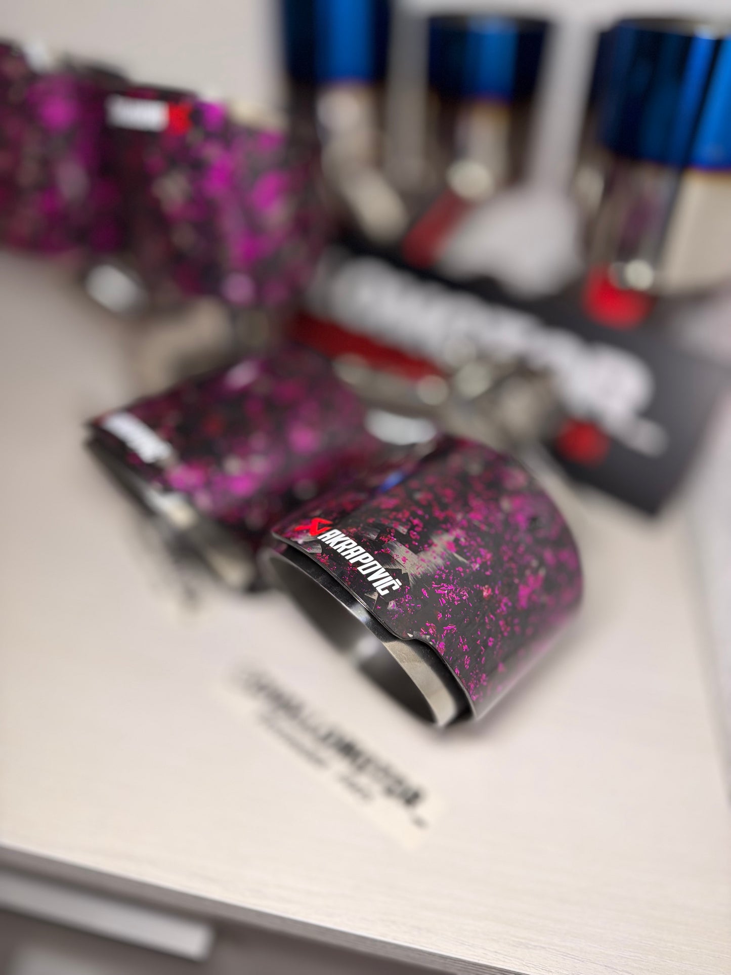 Colas escape dobles Carbono Forjado Morado