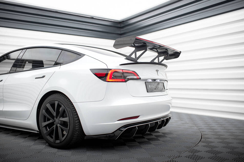 Aleron Carbono con Led Maxton Tesla Model 3 2017-