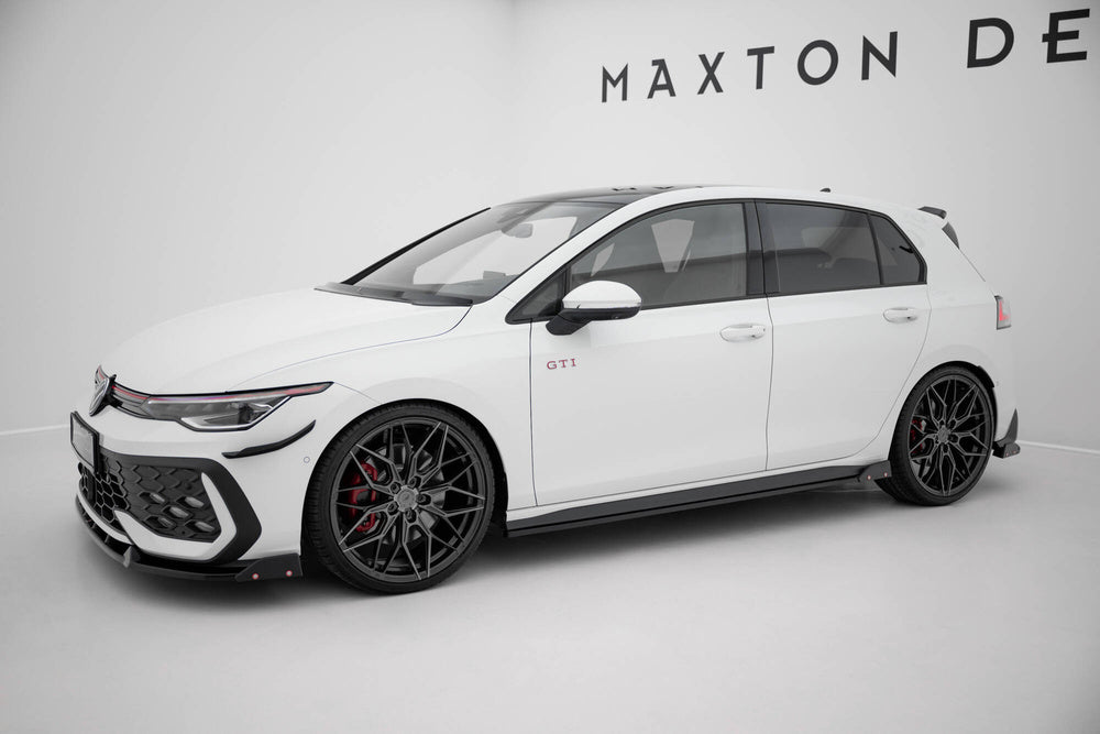 Taloneras Maxton V2 + flaps Golf Mk8 GTI / GTE / GTI Clubsport / GTD / R-Line  2020-