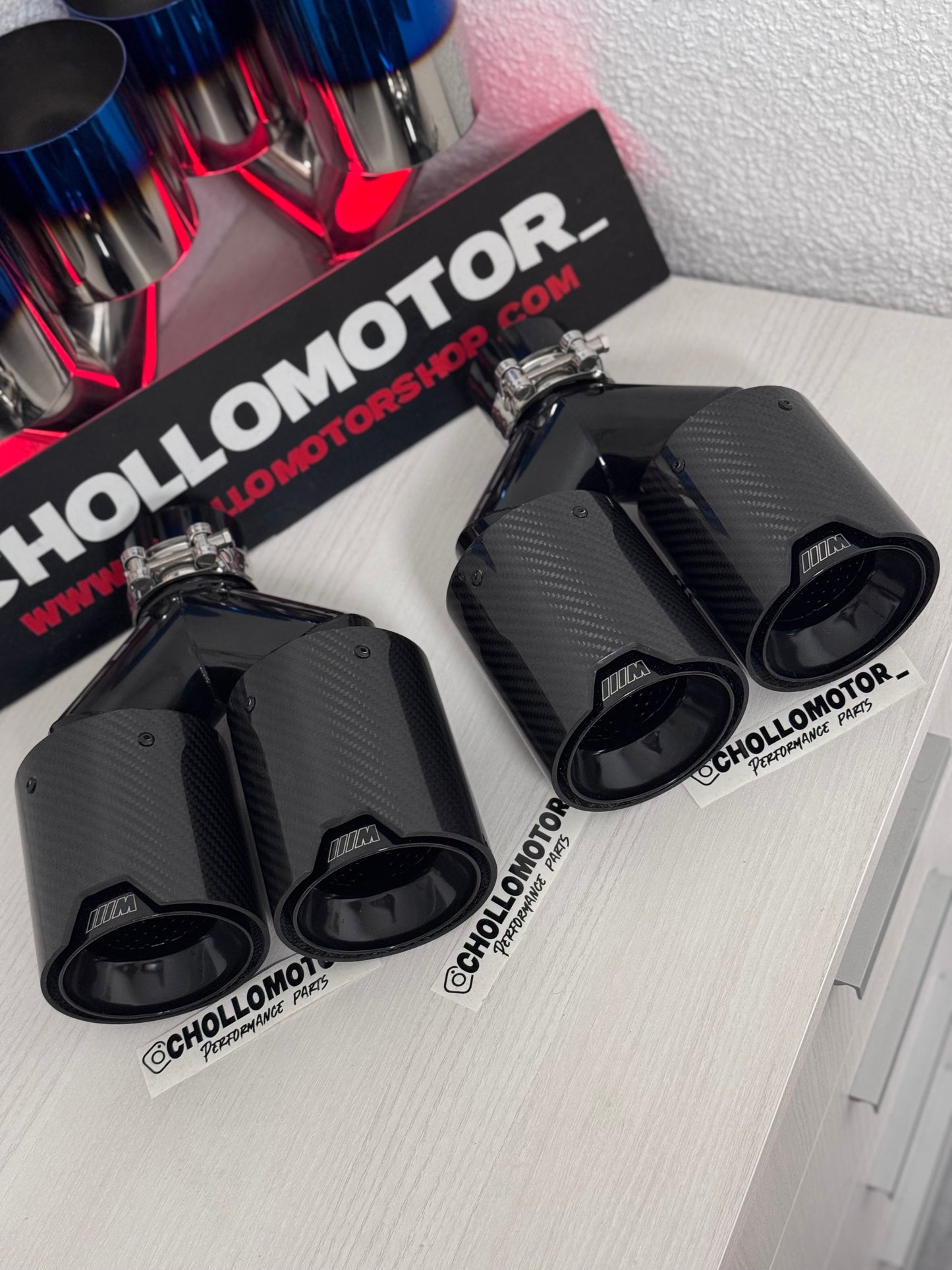 Colas escape doble M full black brillo