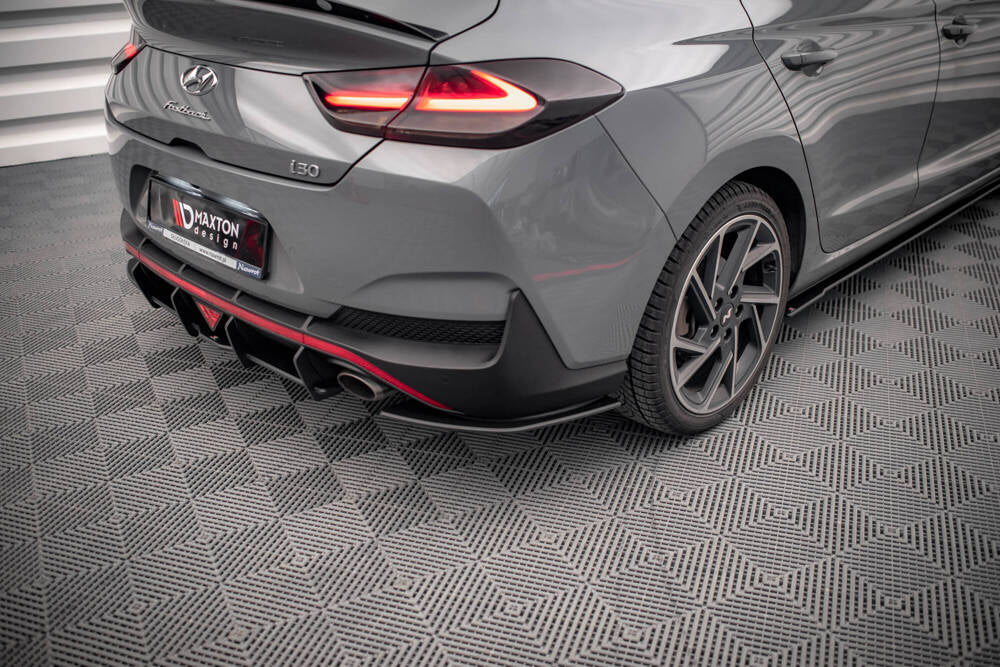 Añadido Difusor Maxton Hyundai i30 Nline fastback