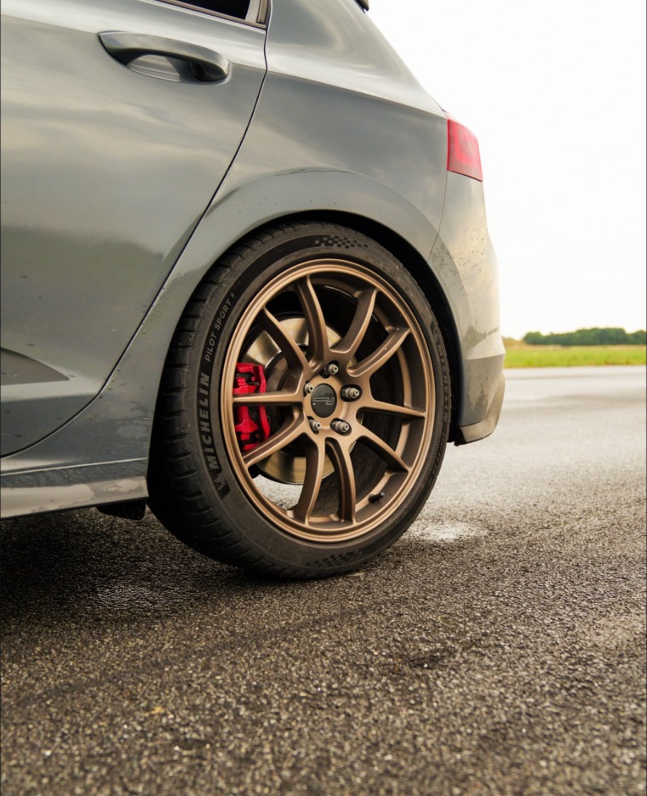 Llanta Racingline Cup Edition Evo 18 x 8.5 ET45 5x112 - Bronce