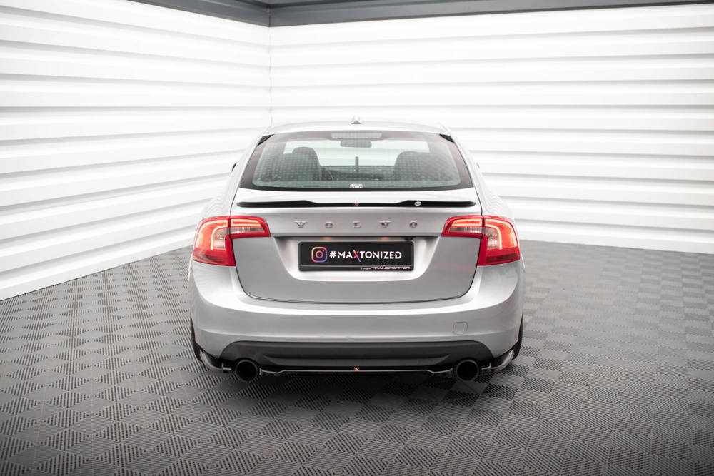 Añadido Difusor Maxton Volvo S60 2010/2014